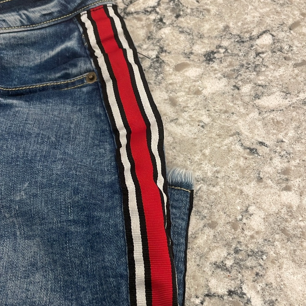 ❗️Denim knee length skirt - Trending Pencil Skirt size 4 - Picture 4 of 6